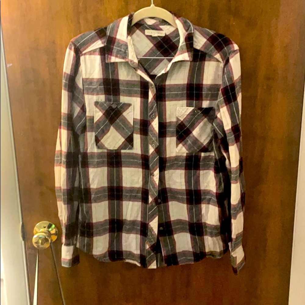 Long-sleeve plaid shirt